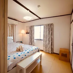 Nippori Nishi-tengachaya Guesthouse西天下茶屋アパートメント Osaka